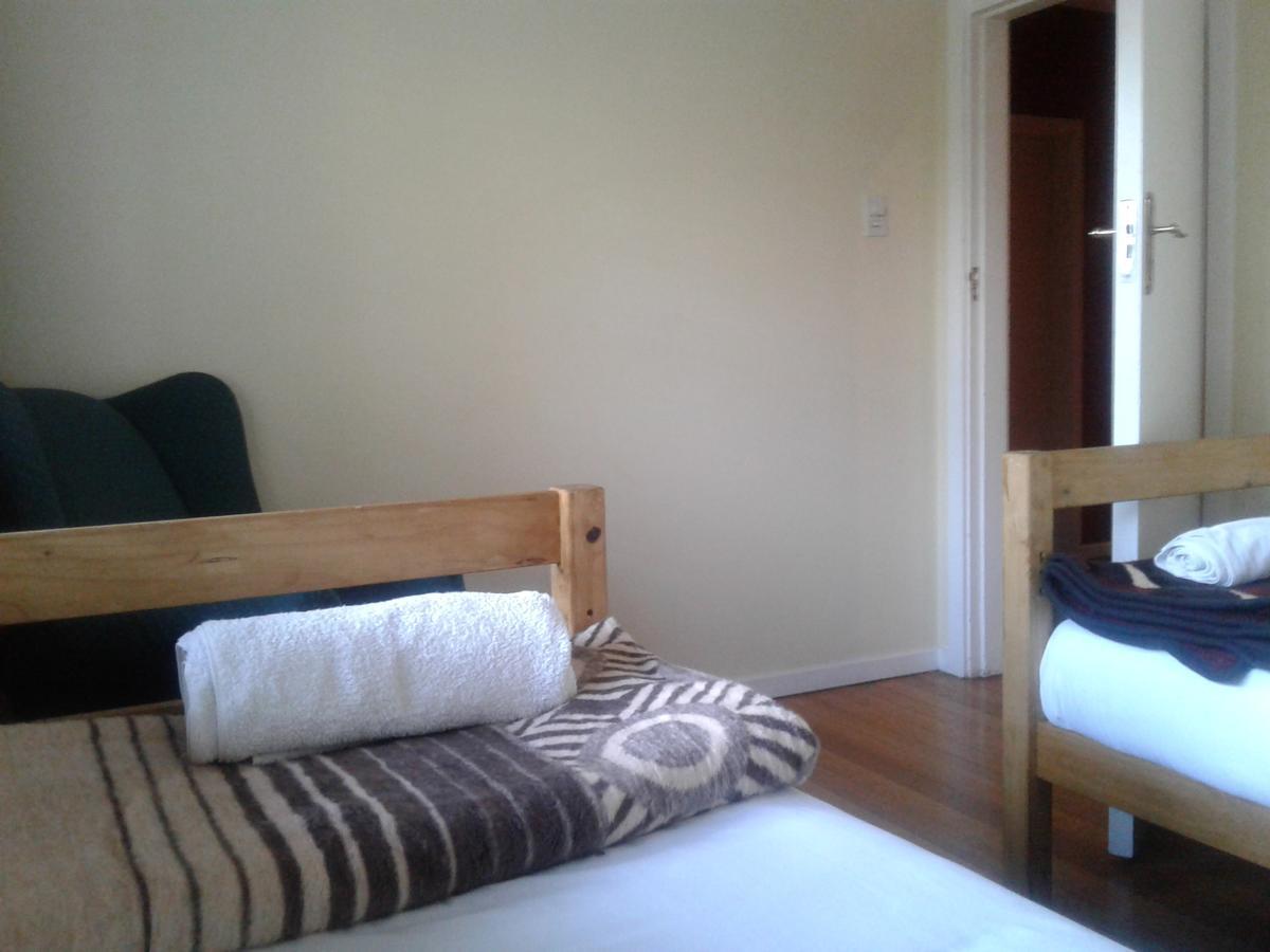 The Birches Backpacker Lodge Randburg Exterior foto